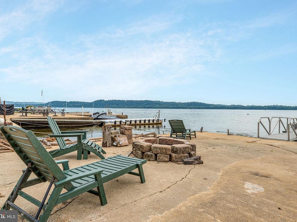 1st image of 70 Boathouse Rd