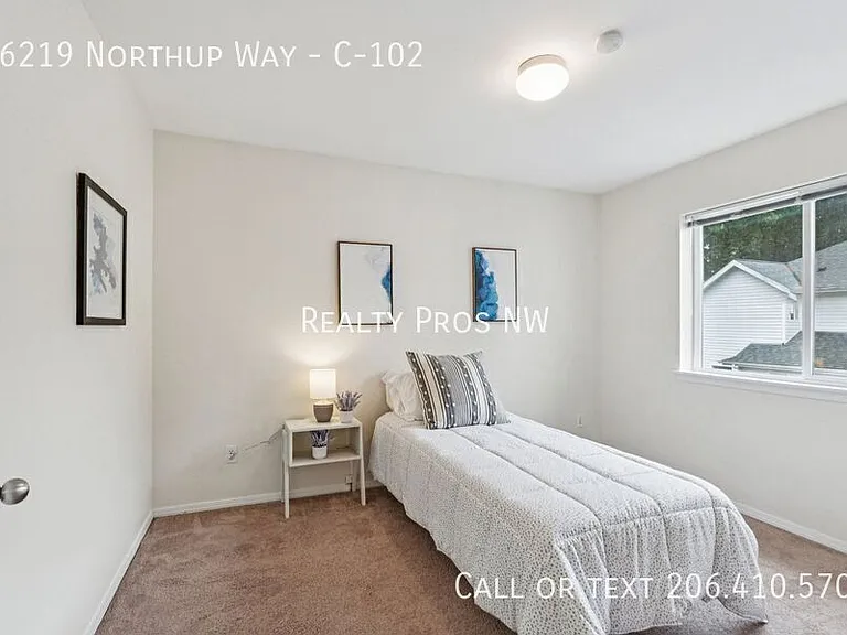 16219 Northup Way #C102 — Photo 20