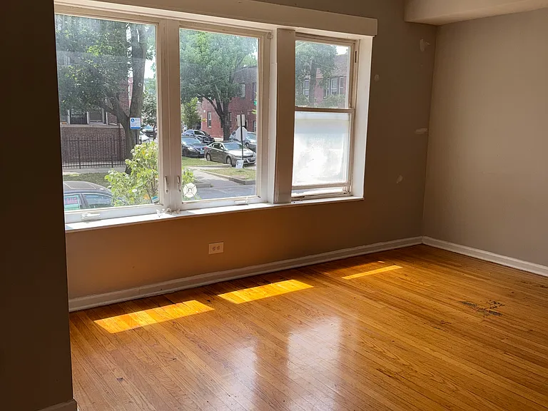4260 W Hirsch St #1 — Photo 3
