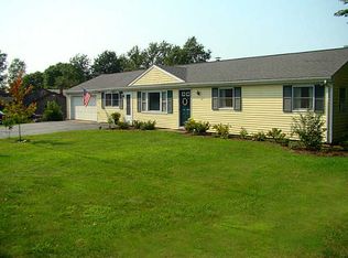 4 Hickory Ave, Middletown, RI 02842