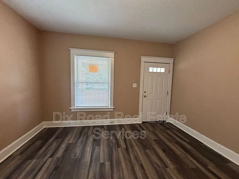 208 Garfield St — Photo 6