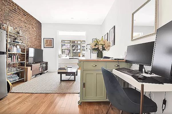 1st image of 239 E 81st St #3E