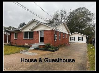 2135 Long St, Grenada, MS 38901