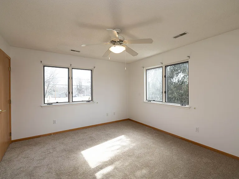 6300 School St — Photo 24