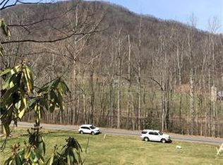 4 Caldwell Dr #4, Maggie Valley, NC 28751