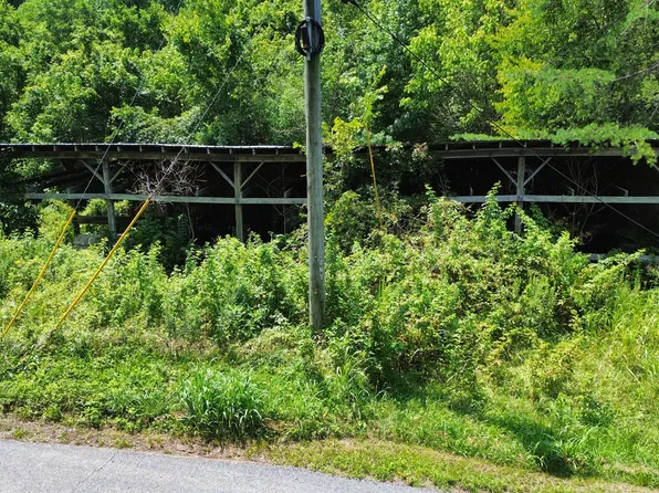 393 Morrisett Chapel Rd, Whitesburg, TN 37891