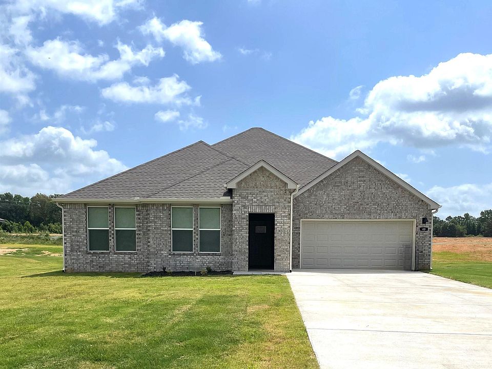 1st image of 40 Plantation Dr