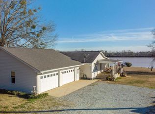 1310 Twin Rivers Rd, Greensboro, GA 30642