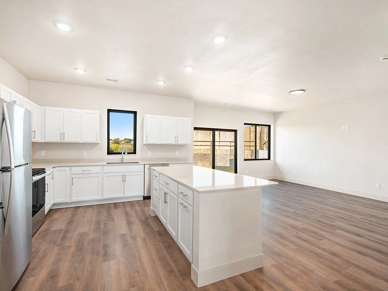 The Revere Townhomes — Photo 4