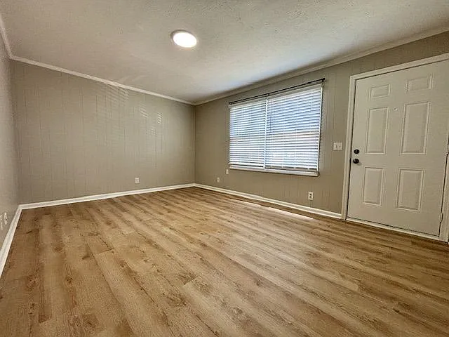 1614 Cypress Dr #13 — Photo 4
