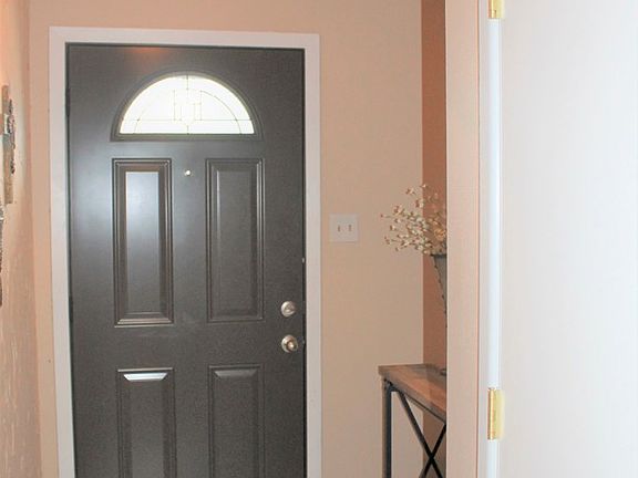 4th image of 8723 Dublin Ave