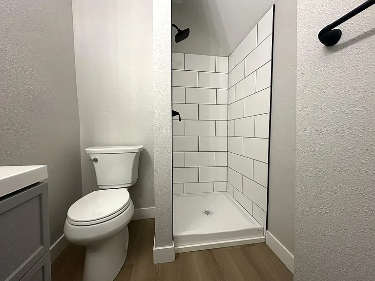 2317 Grand- 5 Unit — Photo 62