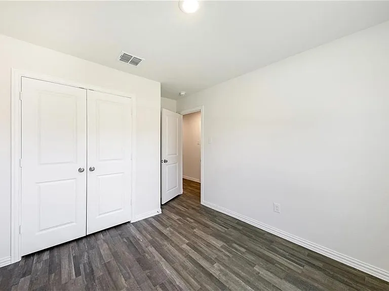 1005 Dawson St — Photo 15