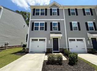 1520 Indigo Creek Dr, Zebulon, NC 27597