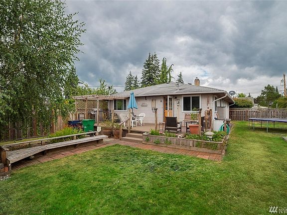 4th image of 7407 51st Ave NE