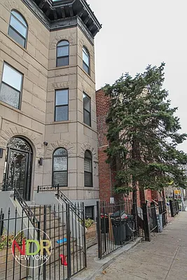 Rented by Next Door Realty NYC | media 41