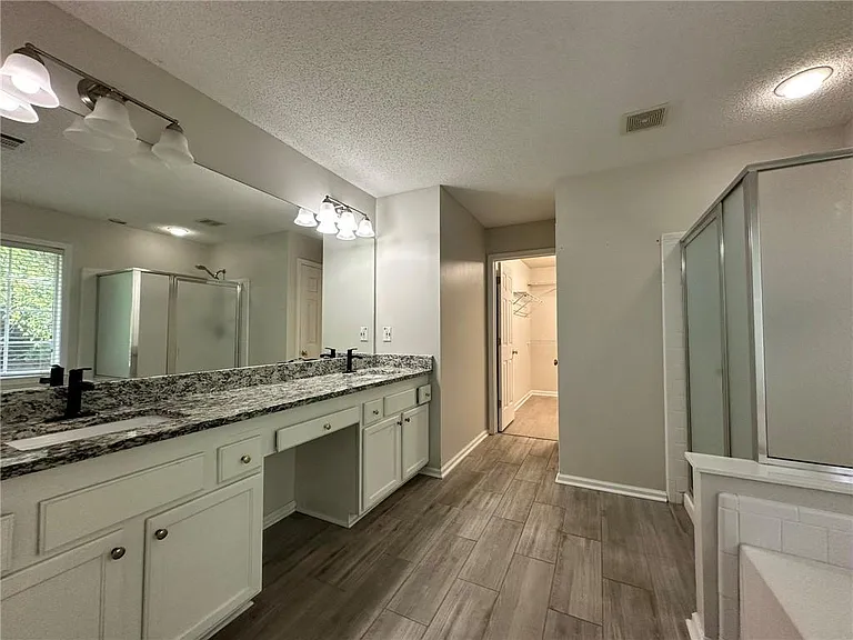 3535 Ridgefair Dr — Photo 12