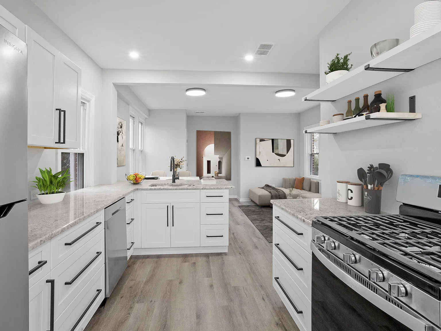 2 bed, 1050 sqft, $4,080 — Photo 3