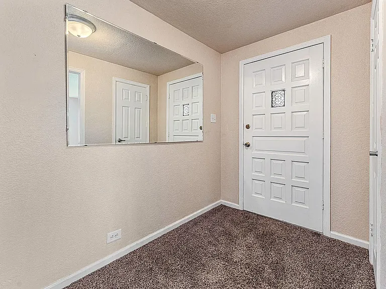 8200 W 51st Ave — Photo 10
