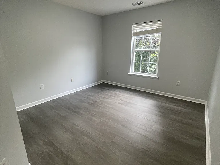 27 E Morningside Dr — Photo 9