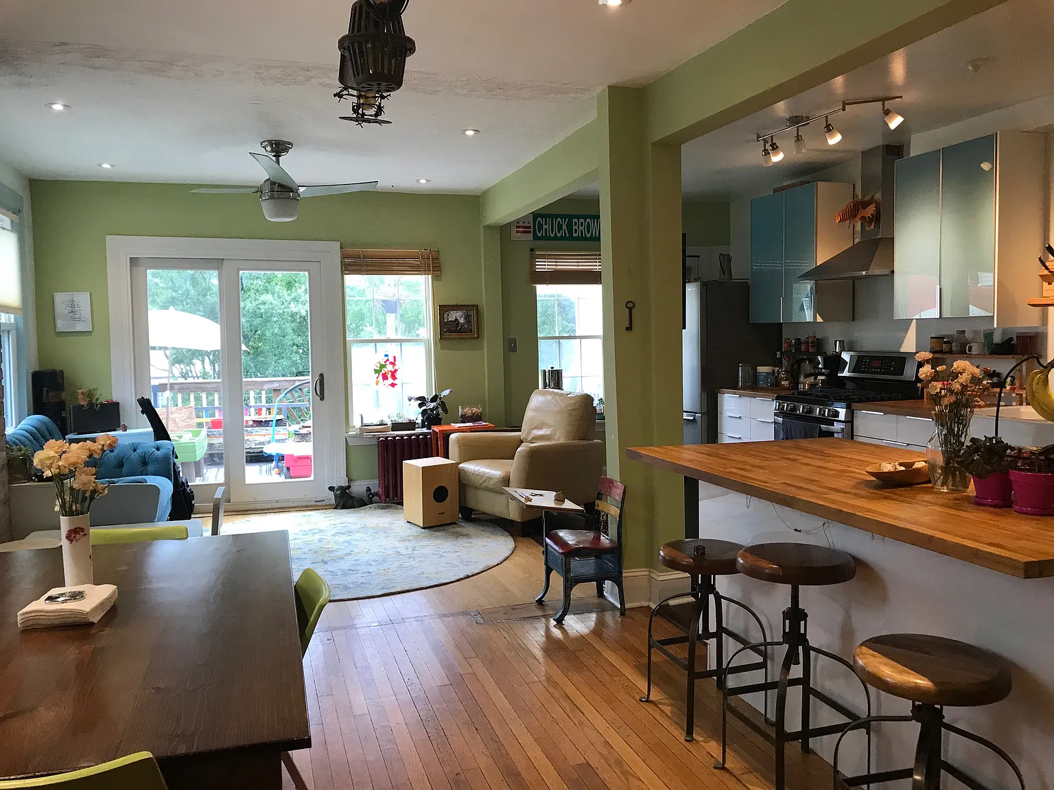 3 bed, 1680 sqft, $3,400 — Photo 2