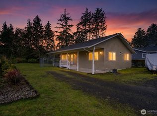 281 Cakesosta Street SE, Ocean Shores, WA 98569