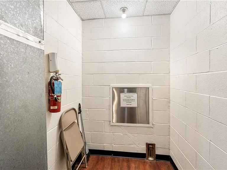 30 Argyle Ave #206 — Photo 29