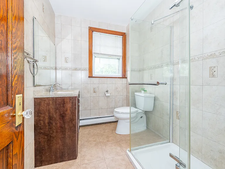 138 Harding Ave — Photo 17