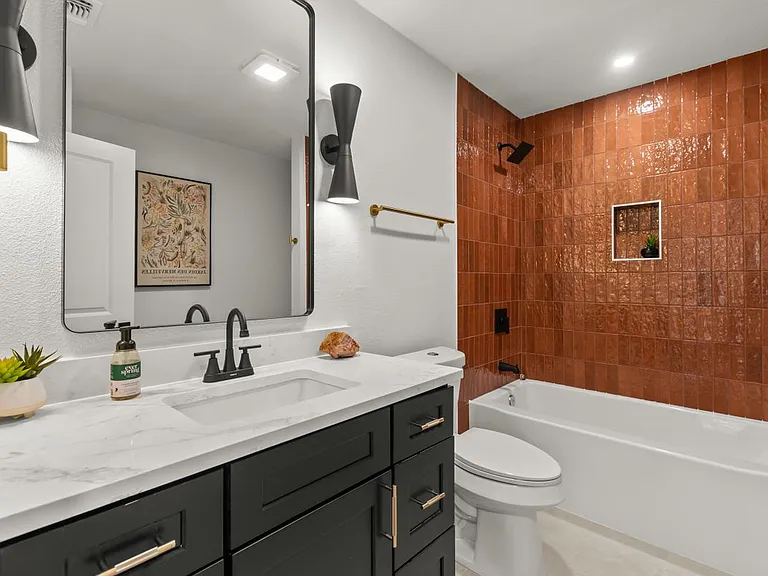 2822 Low Oak St — Photo 10