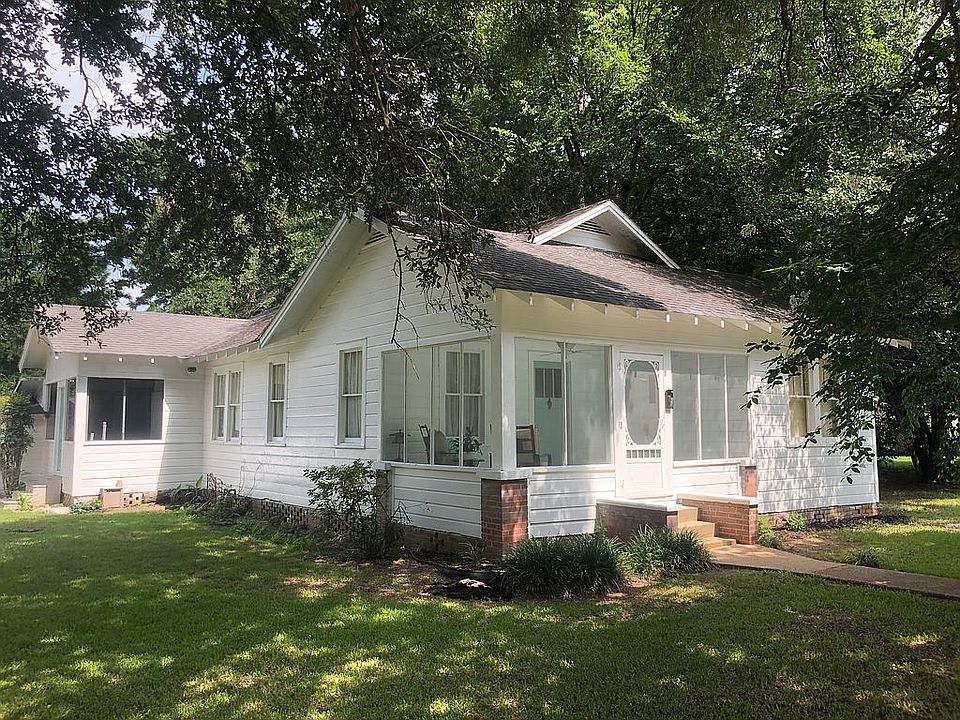 1st image of 701 Pine St