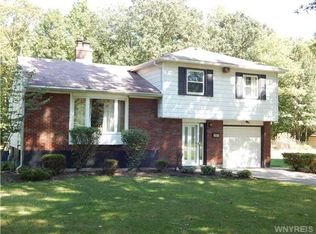 2887 Bedell Rd, Grand Island, NY 14072