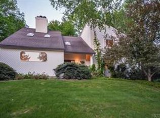 19 Heritage Dr, Pleasantville, NY 10570