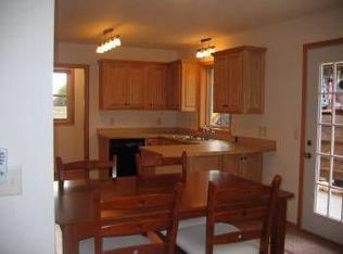 40196 Golden Ave, North Branch, MN 55056