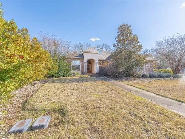 6337 Bayou Crossing Dr, Alexandria, LA 71303