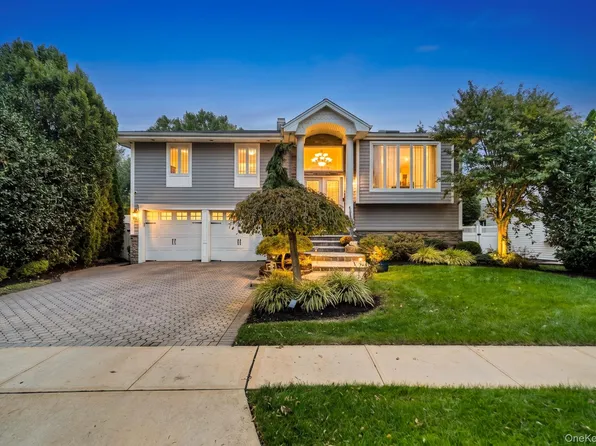 2817 Riverside Drive, Wantagh, NY 11793