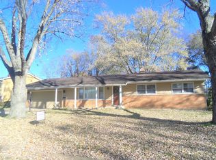 941 Deborah Ave, Elgin, IL 60123