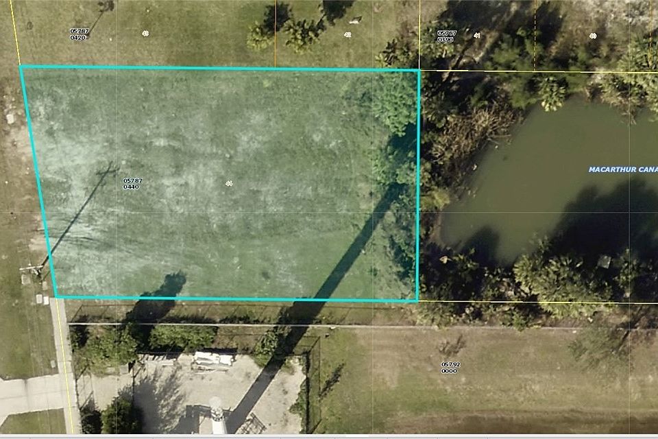 1st image of 3909 E Gator Cir