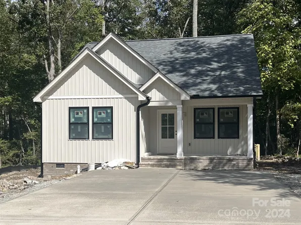 1774 Creekstone Ct, Lincolnton, NC 28092