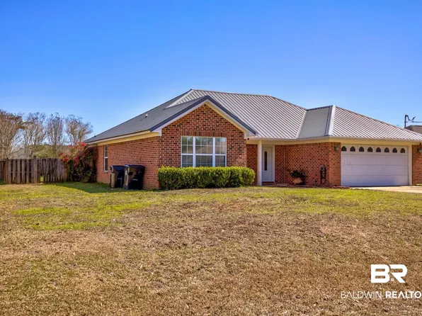 23540 Harvest Creek Dr, Robertsdale, AL 36567