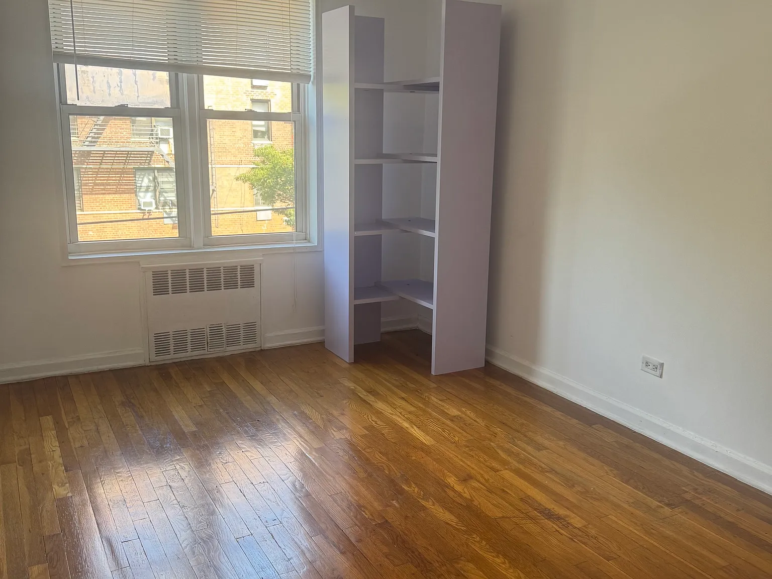 2 bed, 1100 sqft, $3,000 — Photo 2