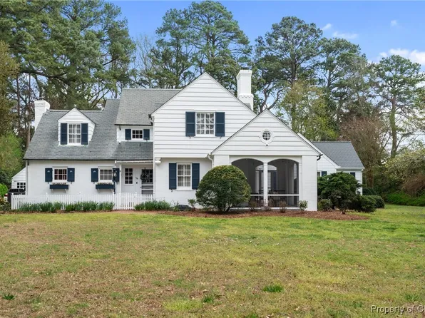 128 James River Dr, Newport News, VA 23601