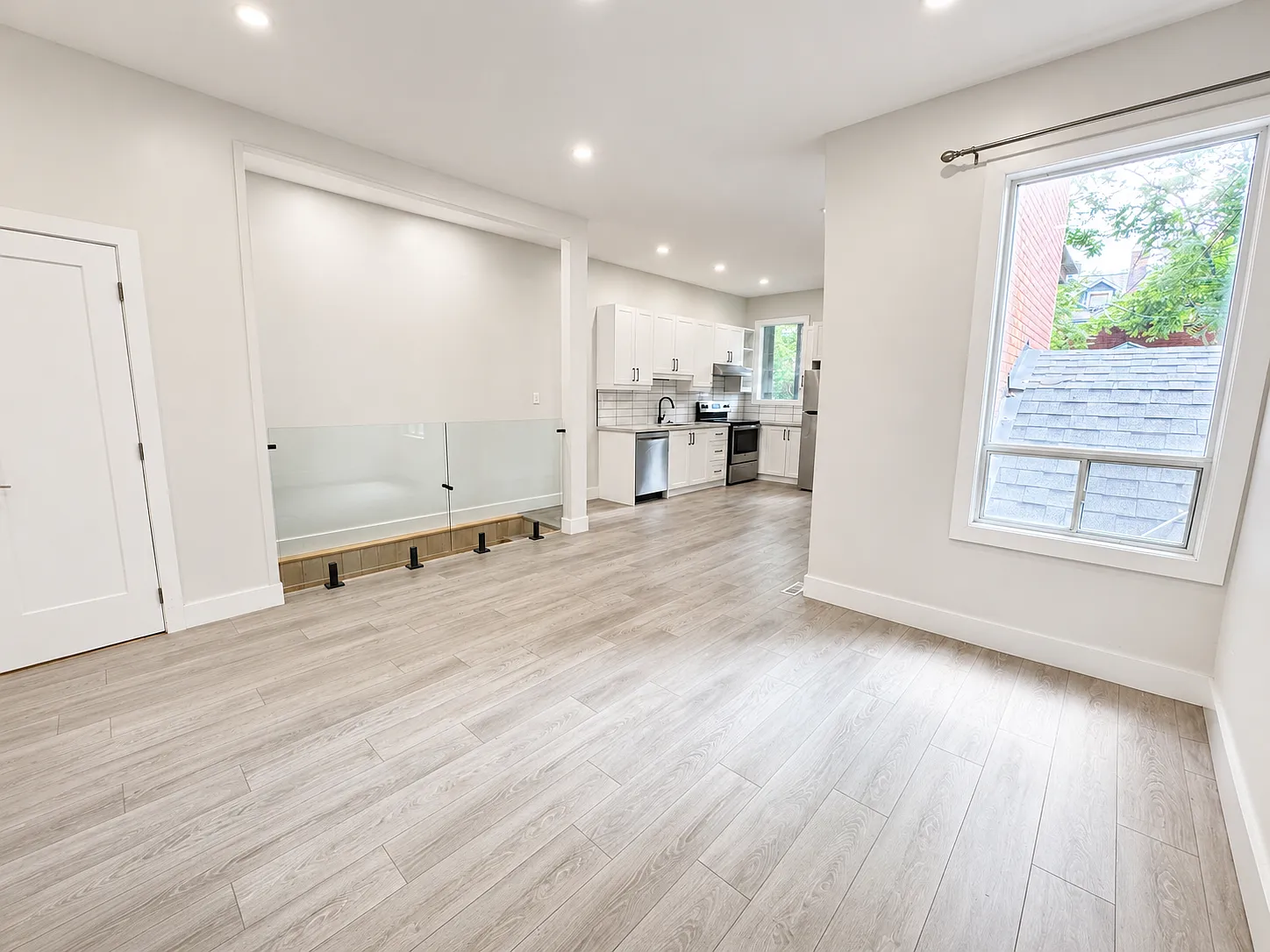482 King Williams St - Unit 1 — Photo 4