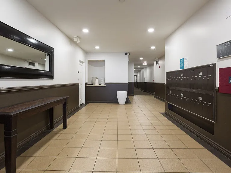 Resident Mailbox Center