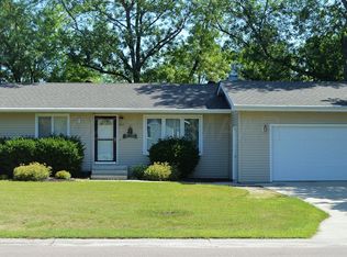 904 2nd St S, Wahpeton, ND 58075