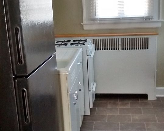 5th image of 1405 Leclaire St