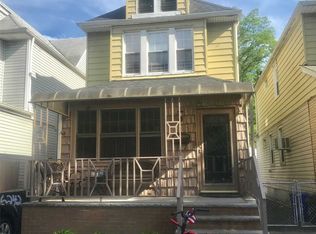 6242 80th Rd, Ridgewood, NY 11385