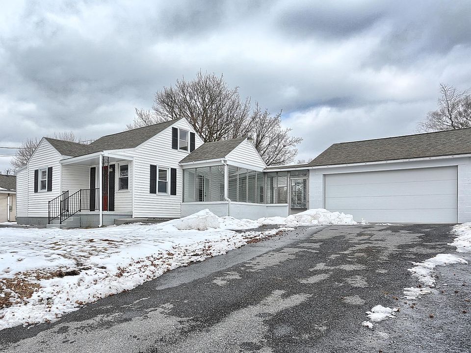 1st image of 355 York Rd