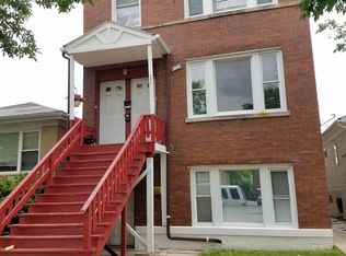 1317 East Ave APT 2, Berwyn, IL 60402