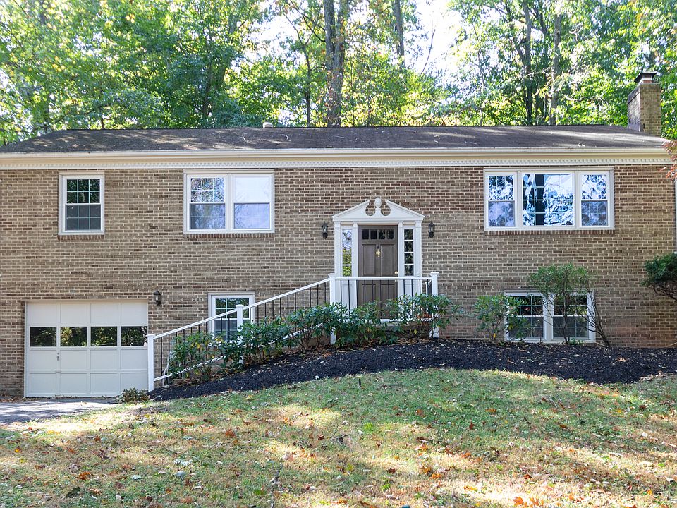 1st image of 9233 Eljames Dr