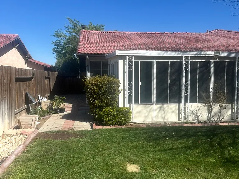 12802 Dillon Ln — Photo 12